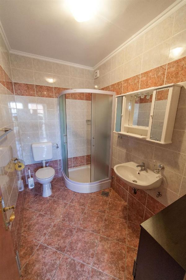 Apartments Carmen Криквеница Екстериор снимка