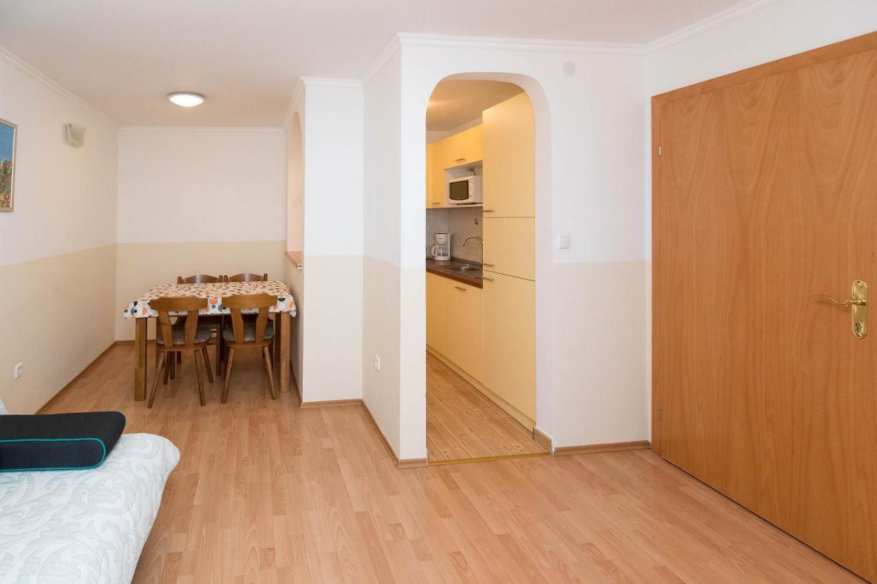 Apartments Carmen Криквеница Екстериор снимка