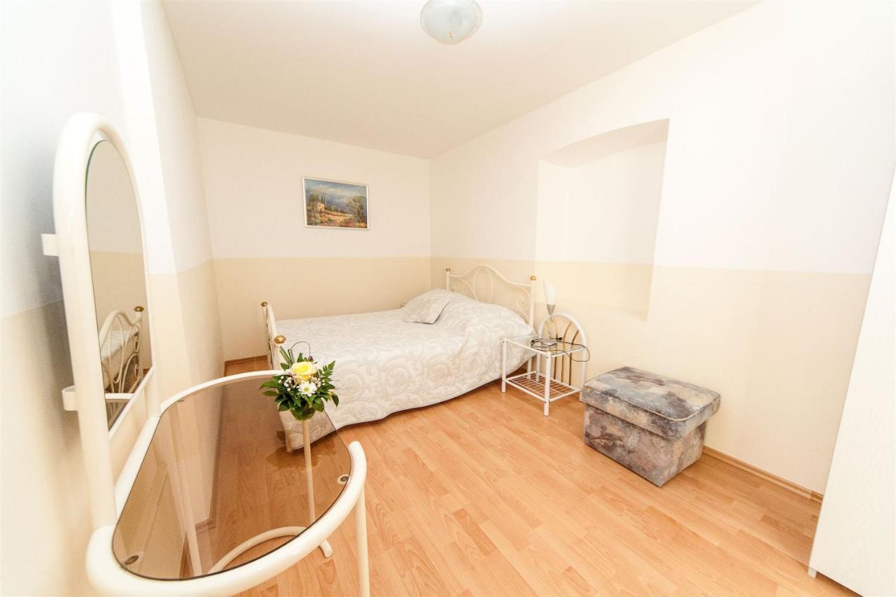 Apartments Carmen Криквеница Екстериор снимка
