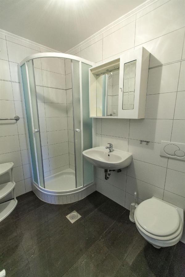 Apartments Carmen Криквеница Екстериор снимка